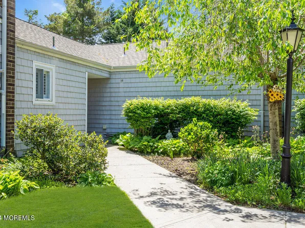 14 Locust Court, Spring Lake Heights, NJ 07762