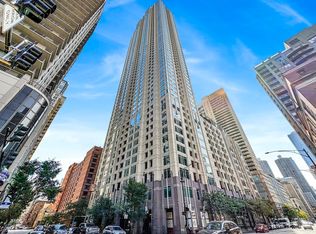 33 W Ontario St APT 21H, Chicago, IL 60654
