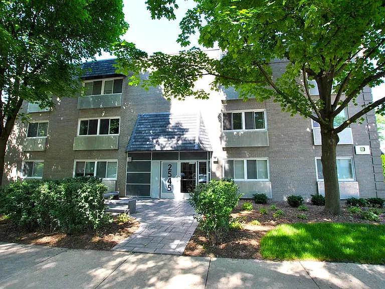 2545 N. Frederick Ave. — Photo 21