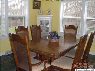 45 Pease Rd, Manalapan, NJ 07726