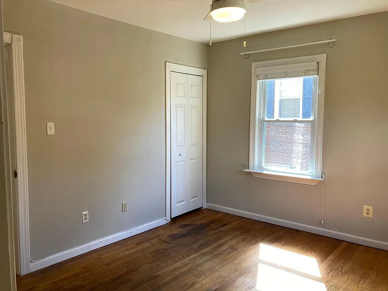 407 S Veitch St — Photo 8