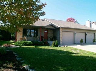 805 Ganser Dr, Waunakee, WI 53597