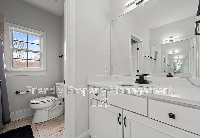 812 Pisgah Church Rd #G — Photo 14