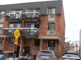 3267 35th St APT 2, Astoria, NY 11106
