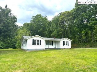 587 White Plains Rd, Roaring River, NC 28669