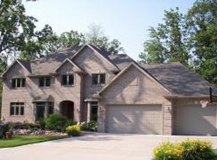 2883 Shelter Crk, Green Bay, WI 54313