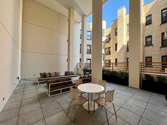 Rented by Compass | media 29