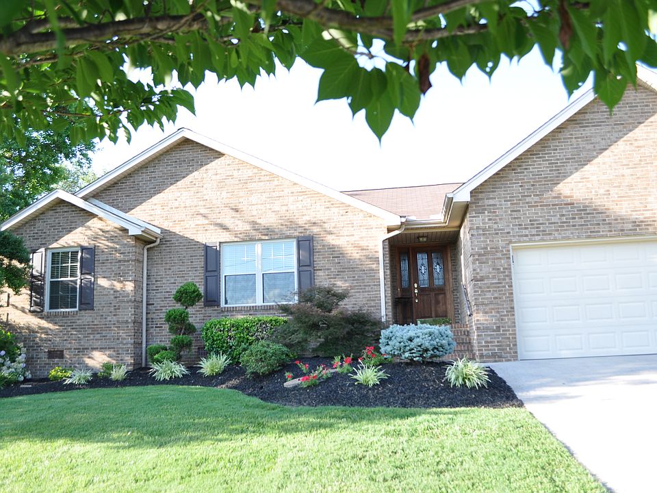 1st image of 4321 Foothills Dr