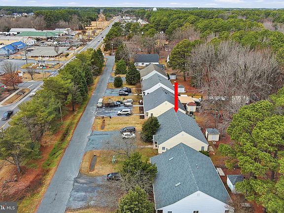 5th image of 1211 Washington Dr