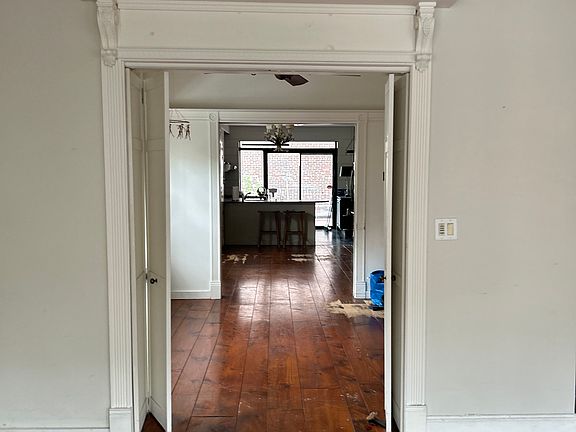 4th image of 783 Union St APT 3L