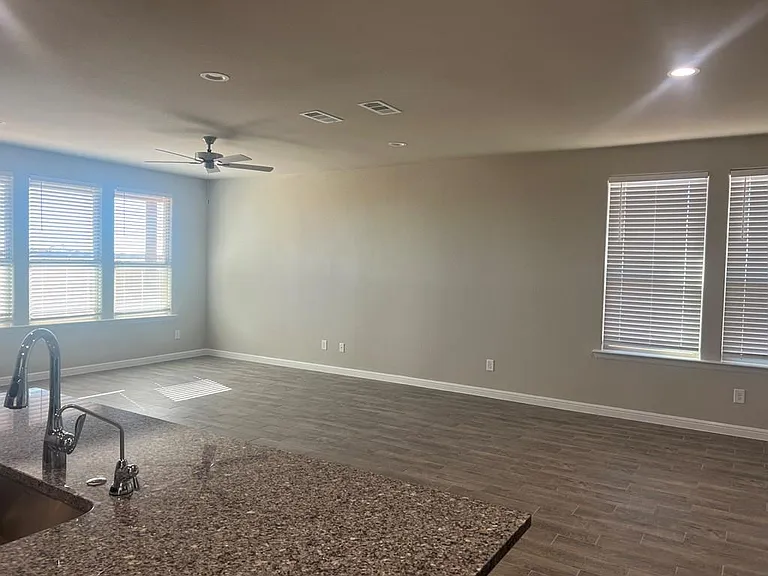 2200 Pike Way — Photo 8