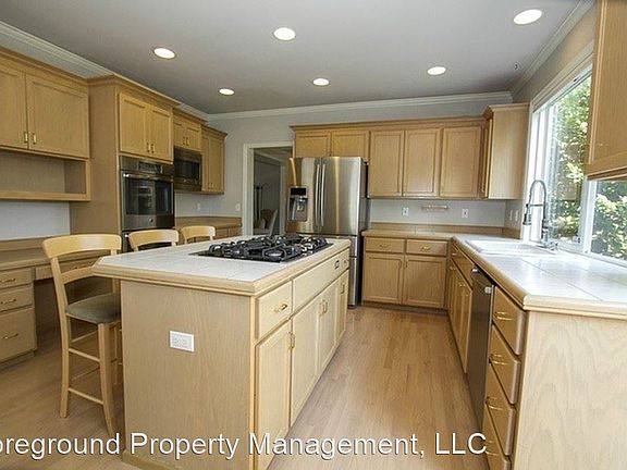 4th image of 2204 274th Ct SE