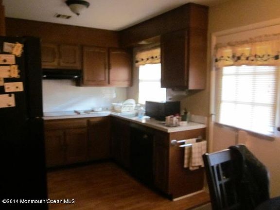 5th image of 957A Aberdeen Dr