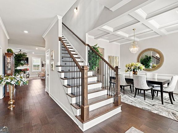 4th image of 1604 Falcon Ct