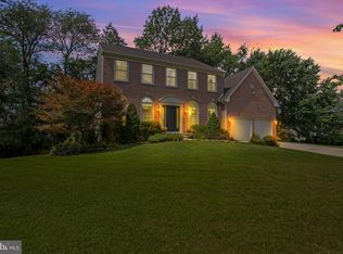 5 Turnberry Ct, Voorhees, NJ 08043