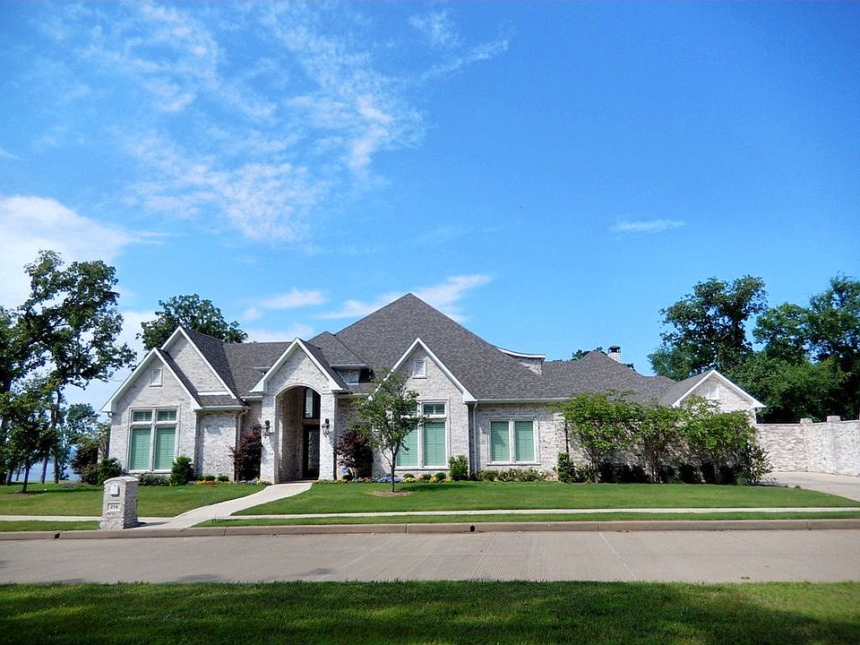 1st image of 214 Eagles Bluff Blvd