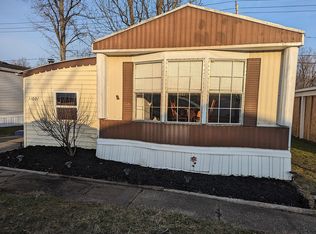 11001 Leader Rd, Chardon, OH 44024