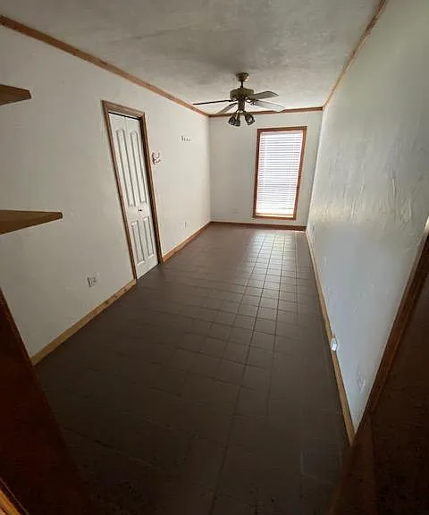 206 Tanya St — Photo 17