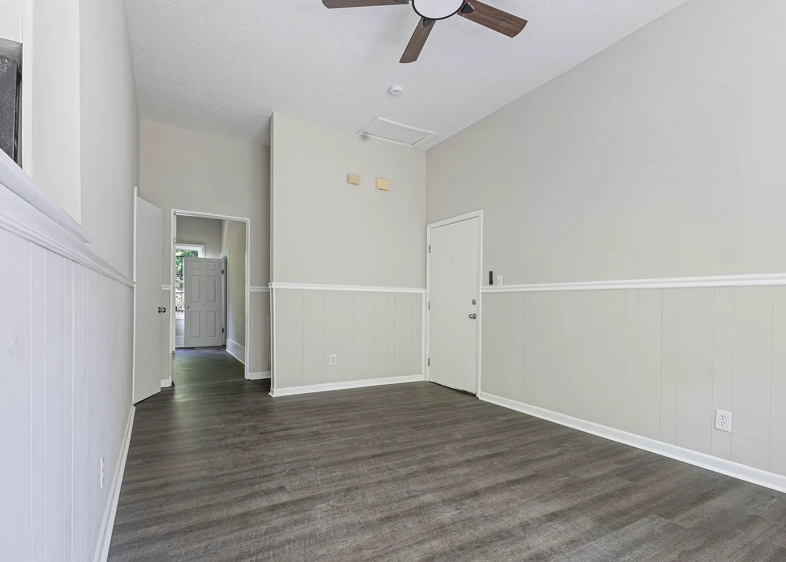1 bed, 592 sqft, $1,000 — Photo 3