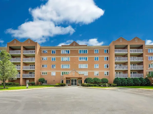 7450 N Waukegan Rd APT 508, Niles, IL 60714