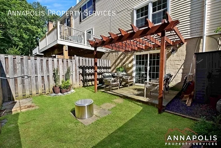518 Bay Dale Ct — Photo 21