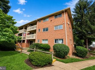 7451 Little River Tpke APT 202, Annandale, VA 22003