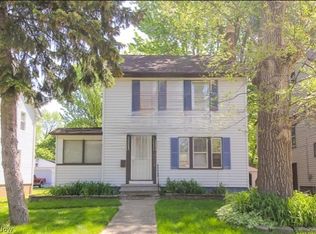 971 Rushleigh Rd, Cleveland Heights, OH