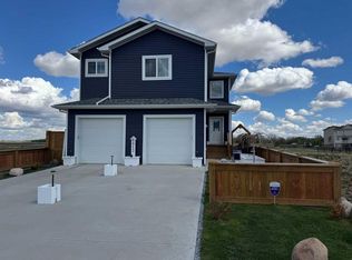 6812 SW 50th Ave, Camrose, AB T4V5G1
