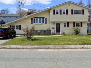 18 Flint Locke Rd, Randolph, MA 02368