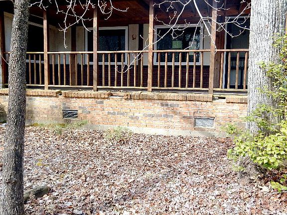 3rd image of 4614 Pine Crest Dr