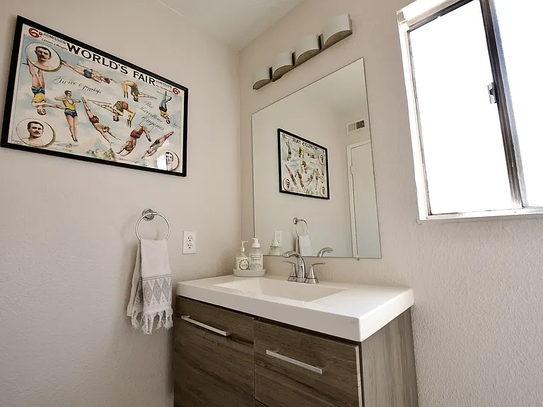 7176 Hillcroft Way — Photo 24