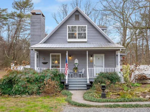 161 McCallie Ln, Lookout Mountain, GA 30750