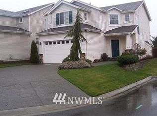 925 183rd Road Pl SE, Bothell, WA 98012
