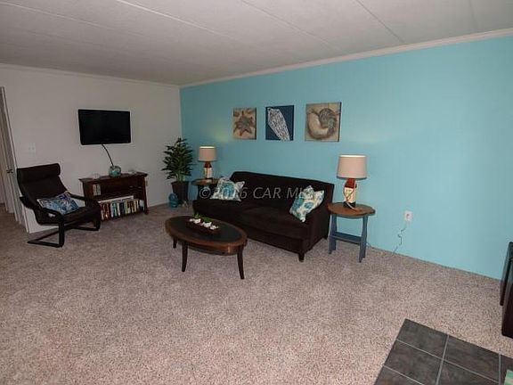 5th image of 12 52nd St Unit 308