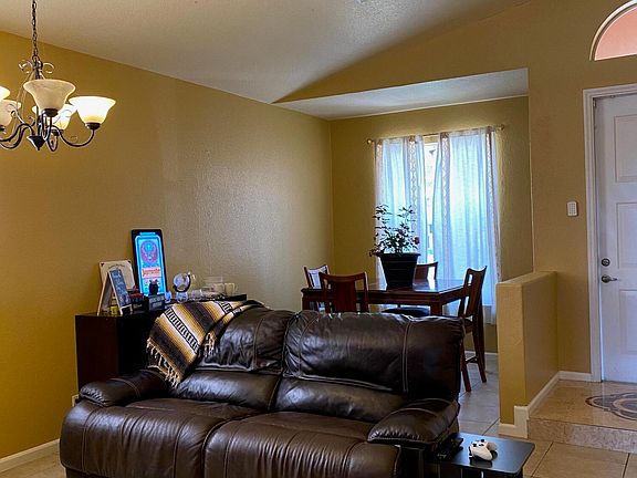 4th image of 5321 Sancerre Cir