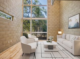 3450 Cahuenga Blvd W APT 801, Los Angeles, CA 90068