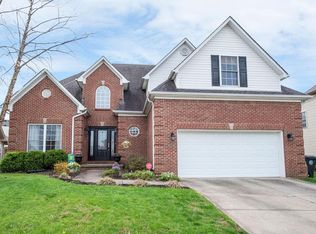 3197 Caversham Park Ln, Lexington, KY 40509