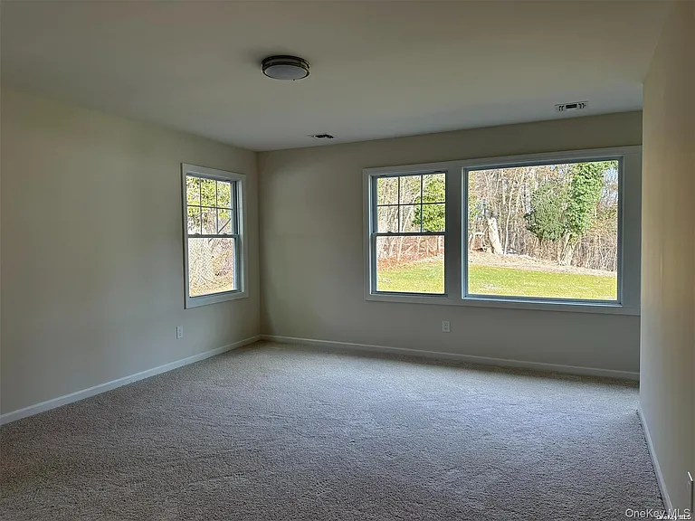 125 W Main St — Photo 23