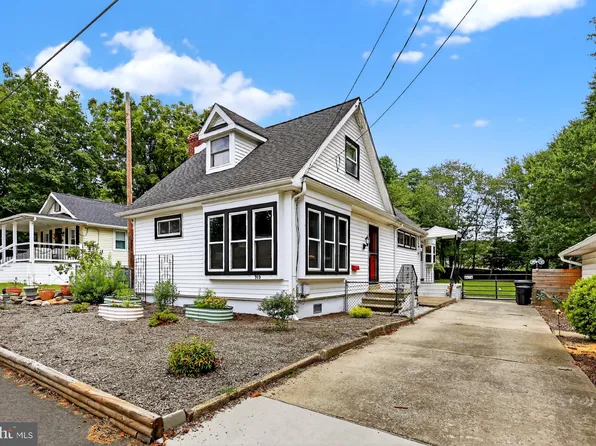 769 Glenside Dr, Mantua, NJ 08051