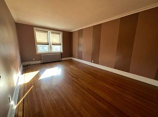 84-33 120th St #3D, Kew Gardens, NY 11415