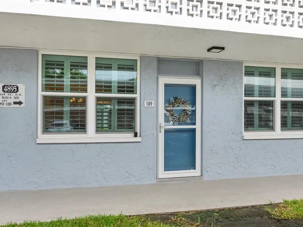 4895 BAY STREET NE #109, ST PETERSBURG, FL 33703