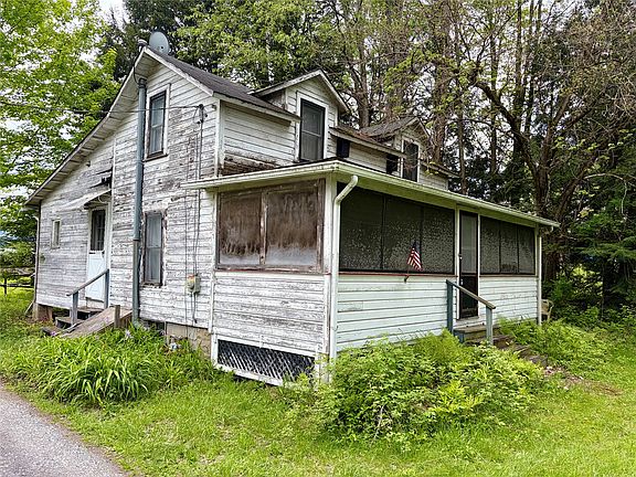 3rd image of 10690 Glenn Blvd