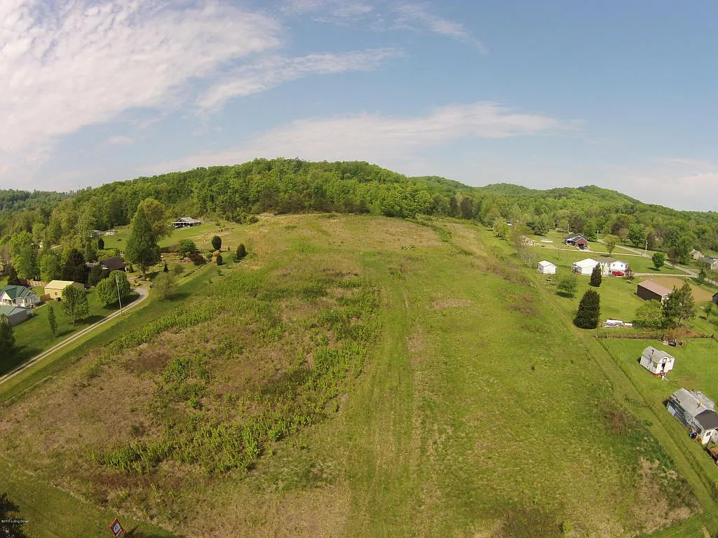 885 Brooks School House Rd photo 1