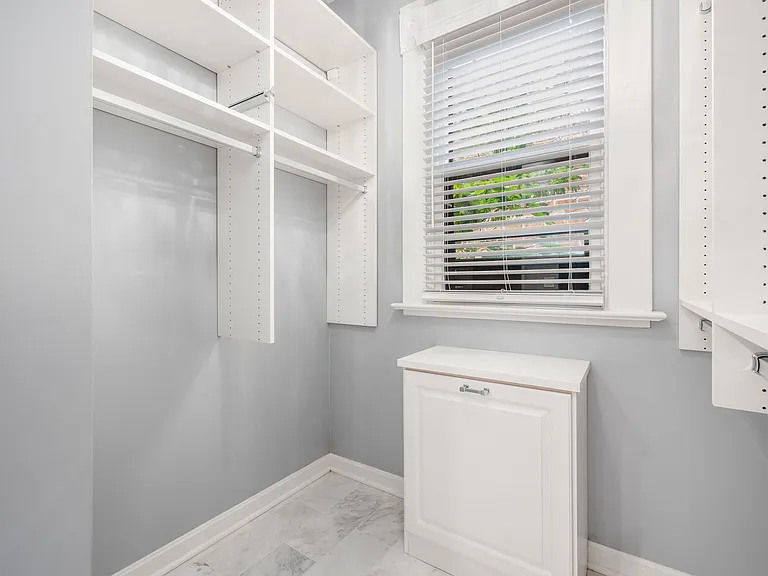 926 City Park Ave — Photo 31