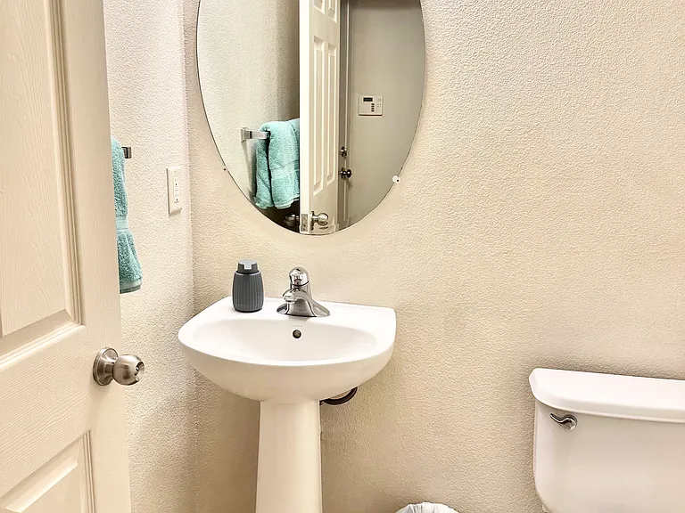3567 Sarasota Ave — Photo 13