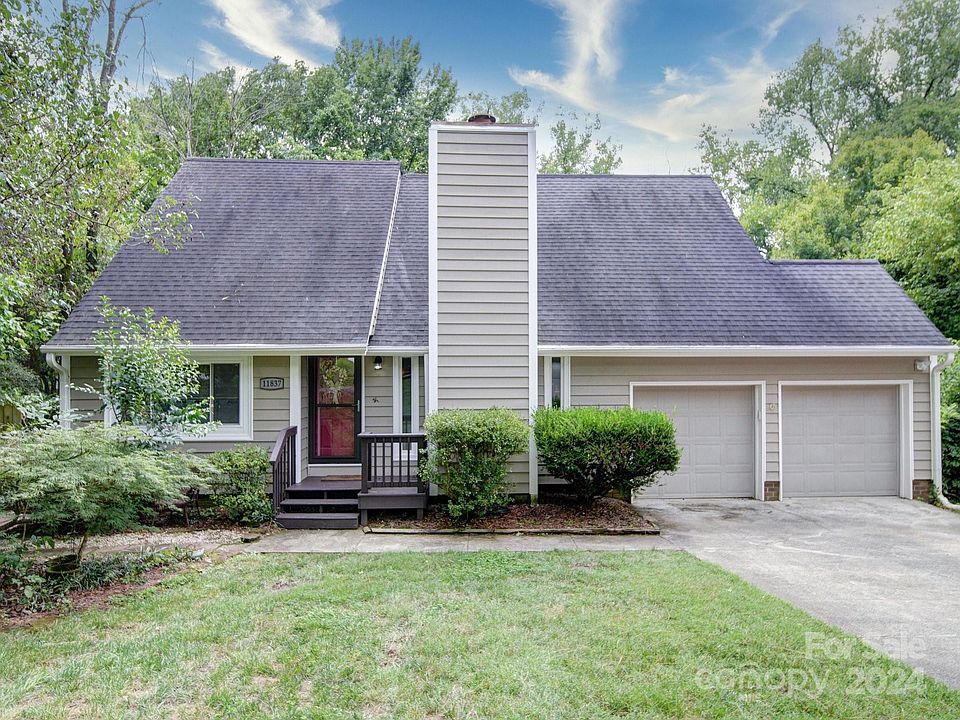 1st image of 11837 Carmel Lakes Dr