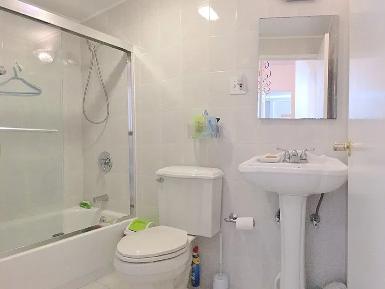157 Lake Shore Rd #2 — Photo 6