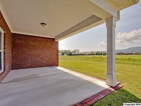 5th image of 7126 Weeping Willow Dr