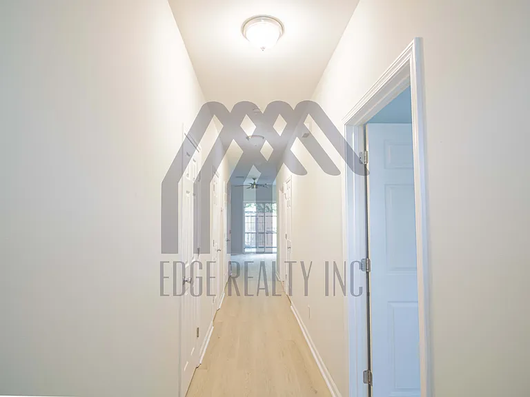400 Tibet Ave #21 — Photo 9