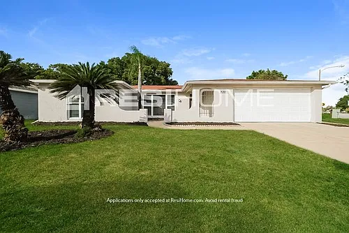 9205 Suffolk Ln Photo 1